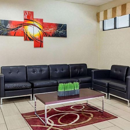 Quality Inn Tupelo Εξωτερικό φωτογραφία