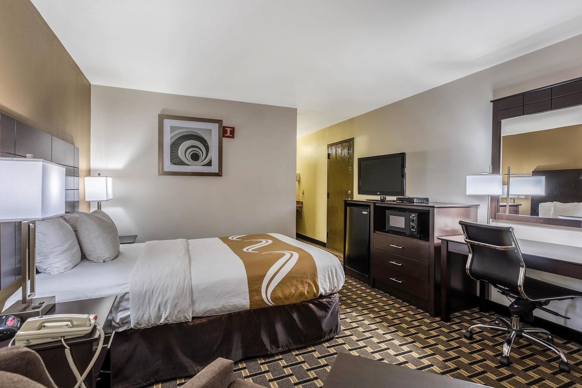 Quality Inn Tupelo Εξωτερικό φωτογραφία