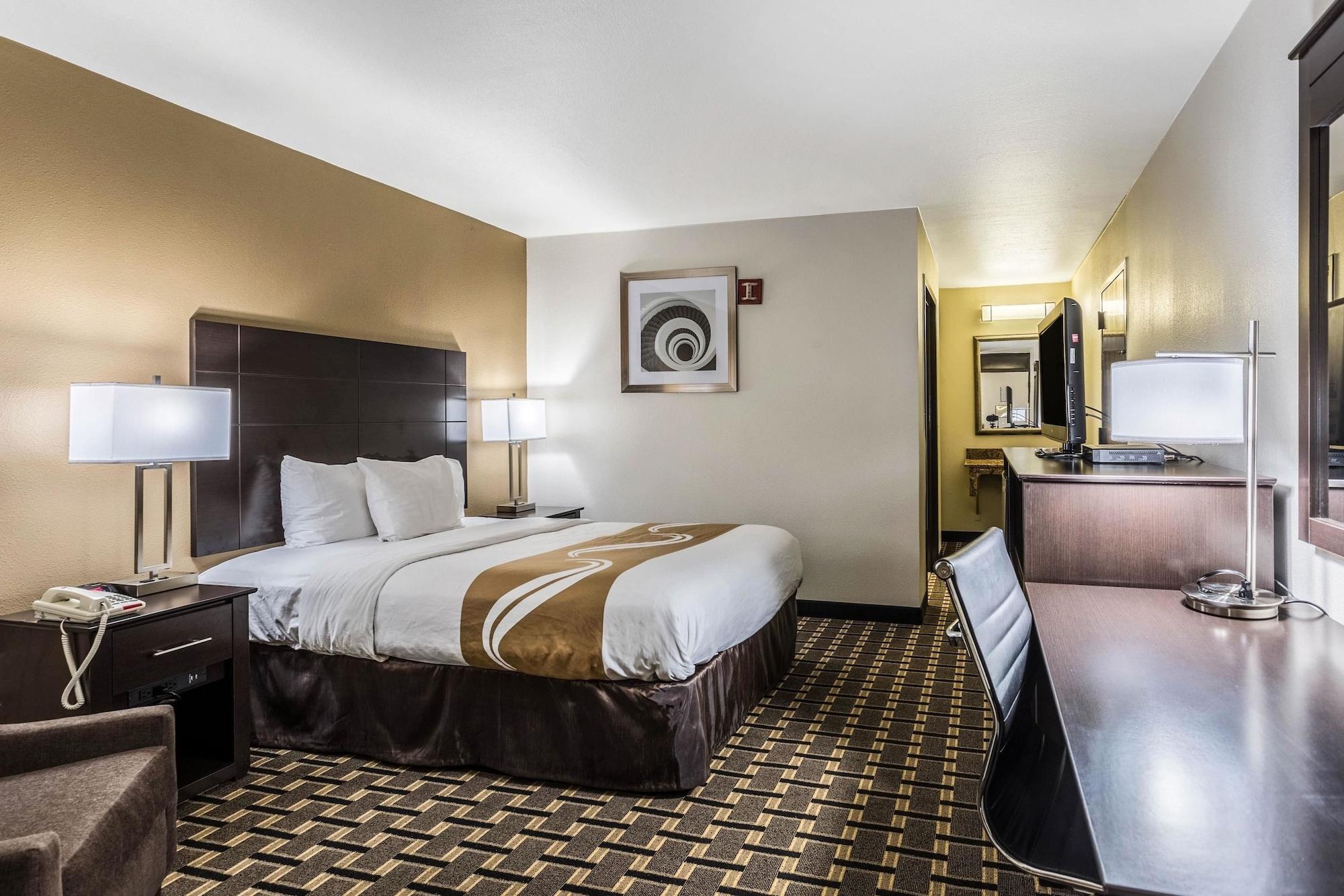 Quality Inn Tupelo Εξωτερικό φωτογραφία