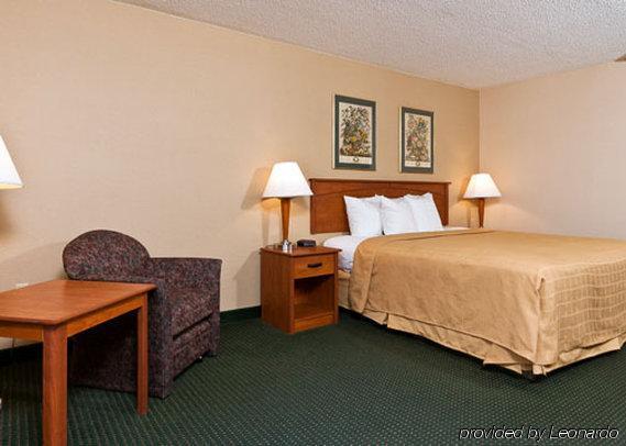 Quality Inn Tupelo Δωμάτιο φωτογραφία