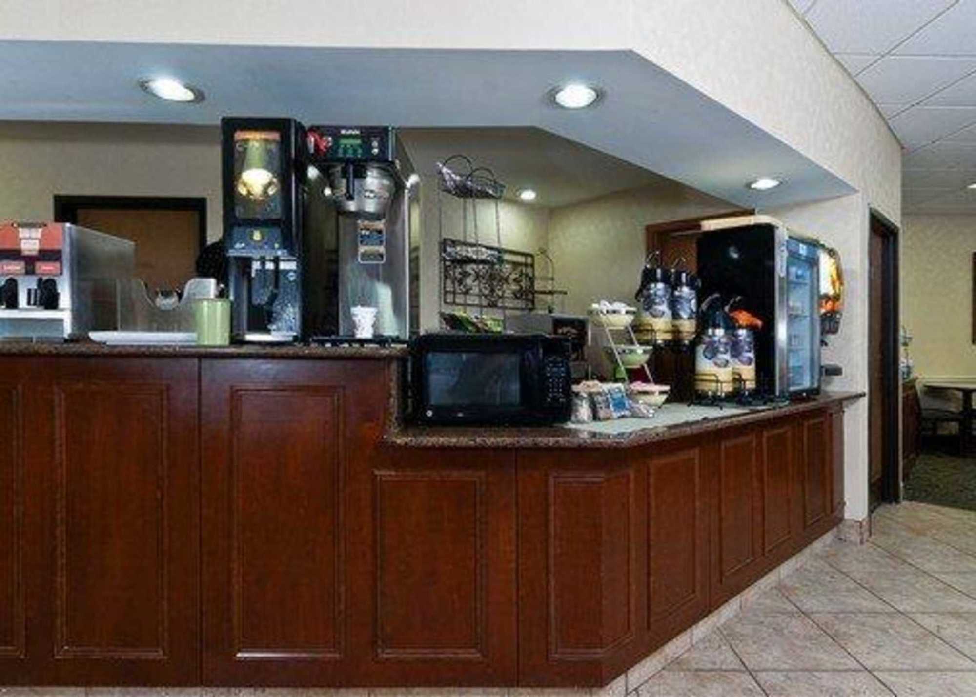 Quality Inn Tupelo Εστιατόριο φωτογραφία