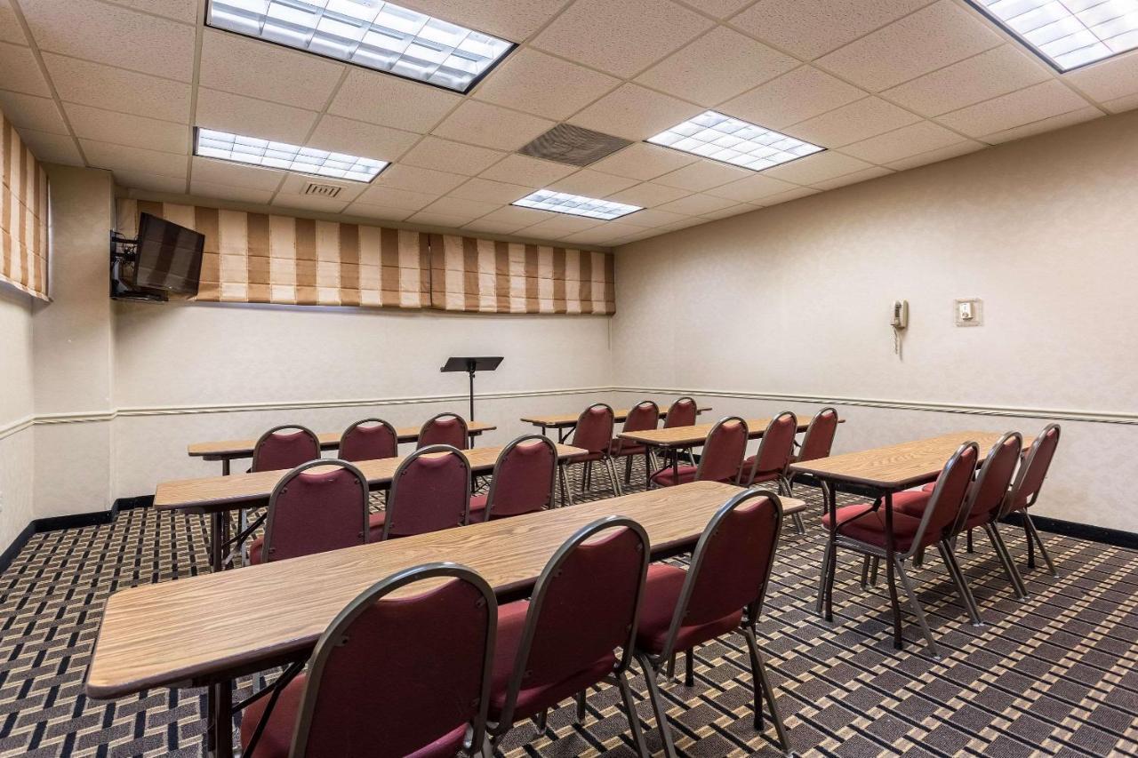 Quality Inn Tupelo Εξωτερικό φωτογραφία