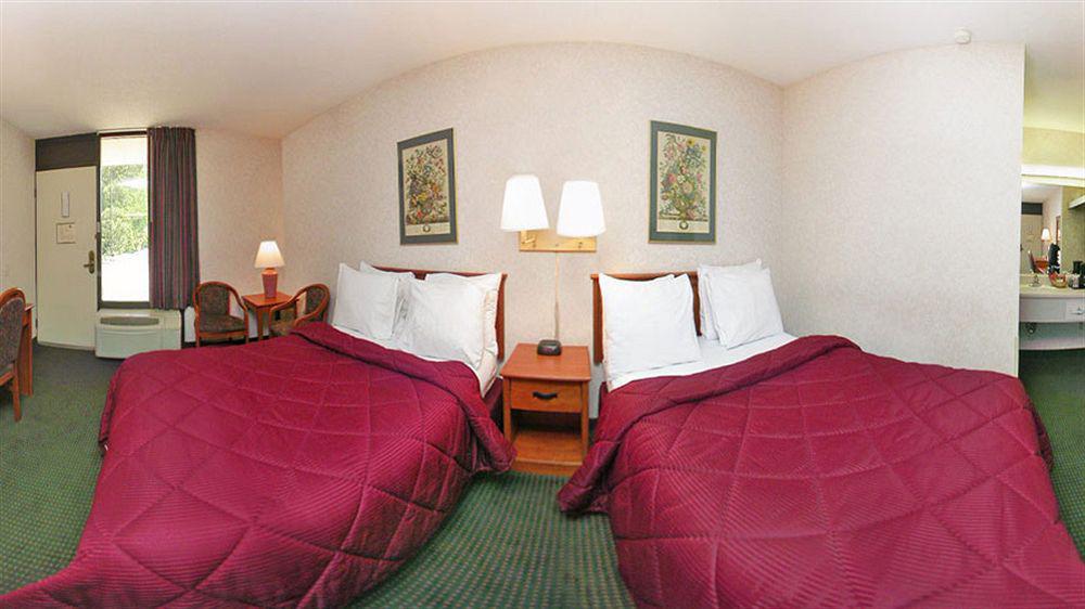 Quality Inn Tupelo Εξωτερικό φωτογραφία